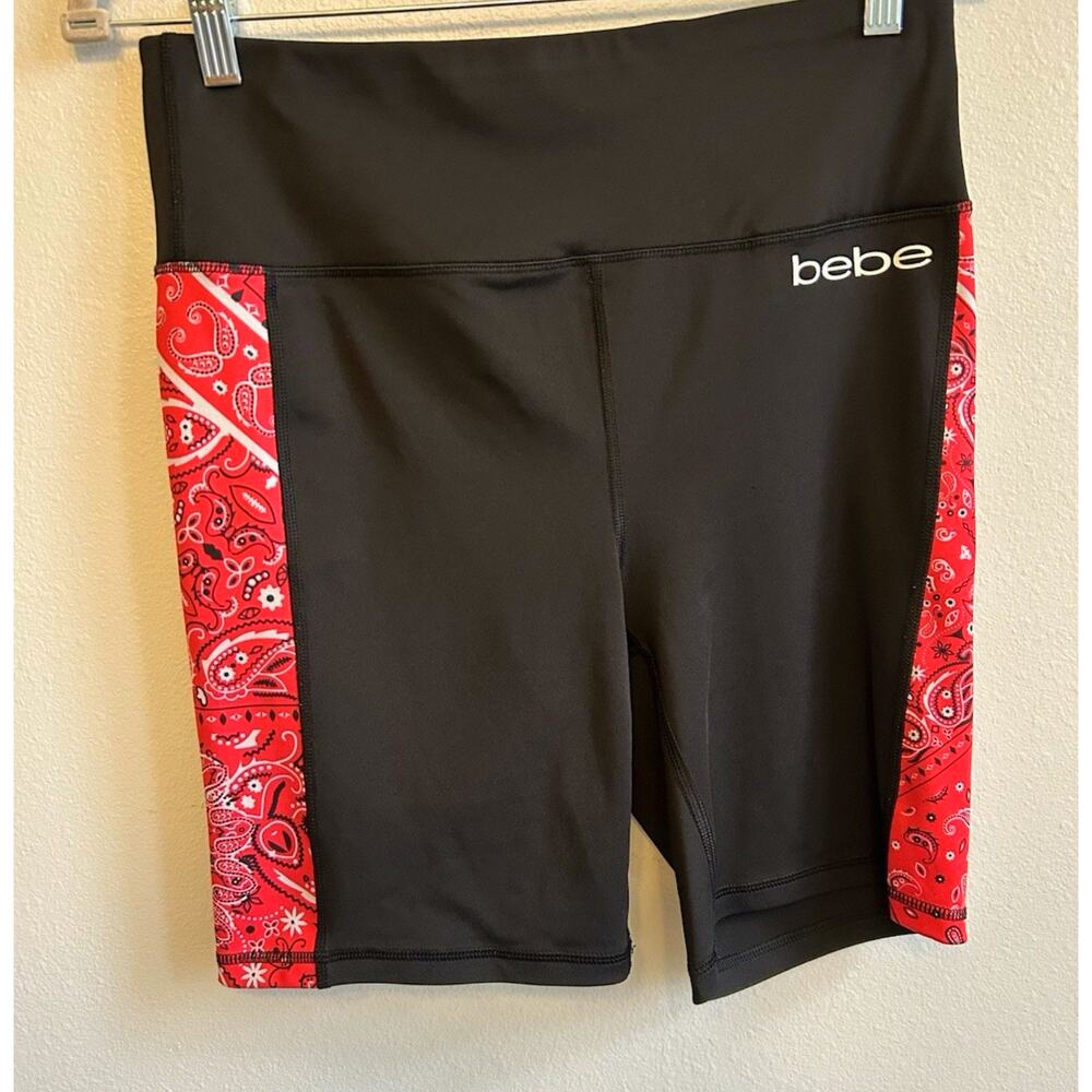 BEBE SPORT WOMENS SEXY SMOOTH STRETCH BIKE SHORTS Red BANDANNA BLACK Paisleys L